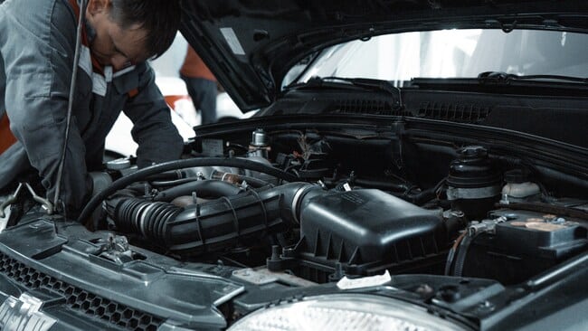 UK Automotive Job Searches Rise 28% as New Employment Hotspots Emerge